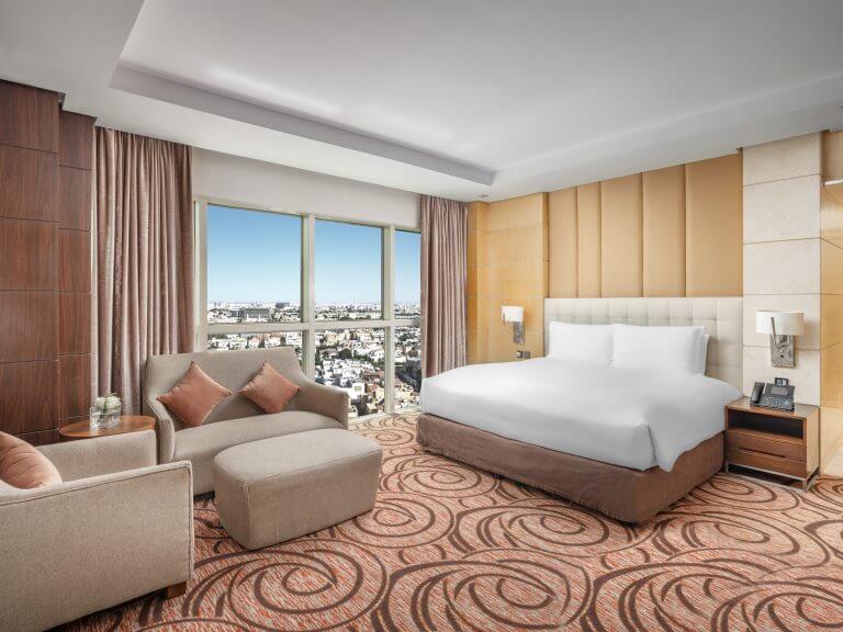 Deluxe King Room City View City Tower