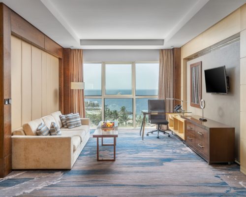 0013 Prestige Suite Sea View Corniche Tower Living Room